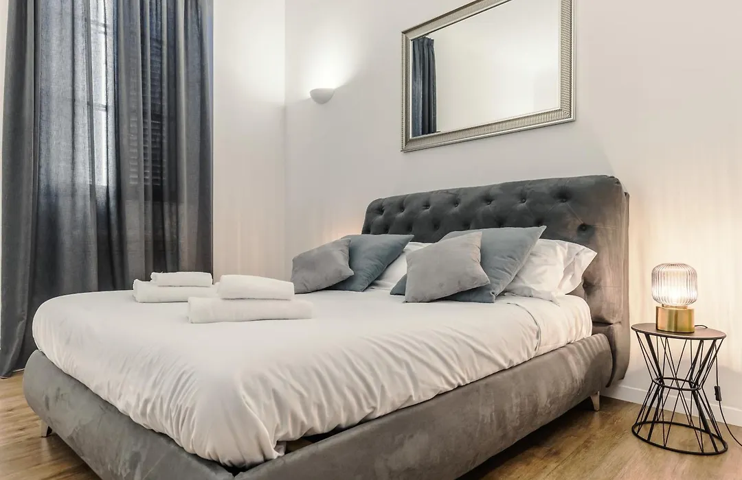 Apartment By The Pantheon With Two Bedroom 2 Bathroom-1