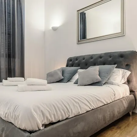 Apartment By The Pantheon With Two Bedroom 2 Bathroom-3