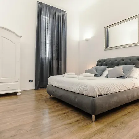 Apartment By The Pantheon With Two Bedroom 2 Bathroom-3