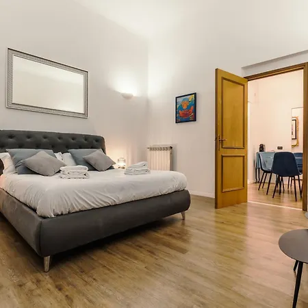 Apartment By The Pantheon With Two Bedroom 2 Bathroom-3