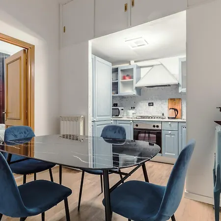 Apartment By The Pantheon With Two Bedroom 2 Bathroom-3